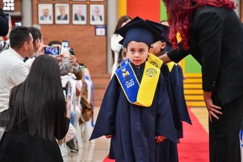 ceremonia-grado-transicion-2024-12