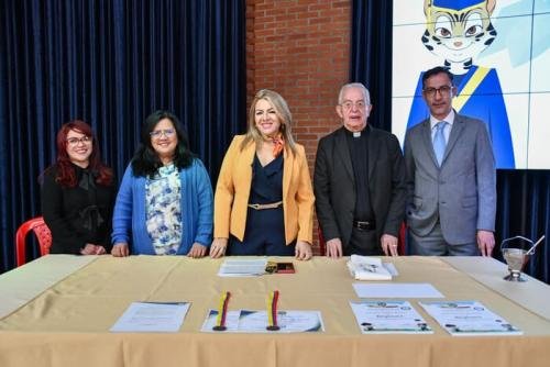 ceremonia-grado-transicion-2024-2
