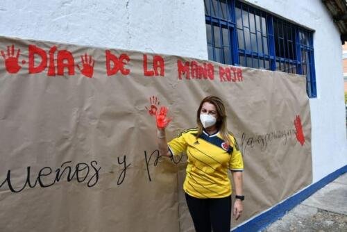 dia-mano-roja-2022-2