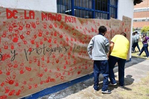 dia-mano-roja-2022-21