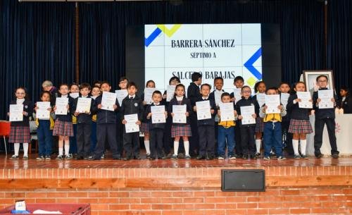 reconocimiento-entrega-mencion-ignaciana-2024-3