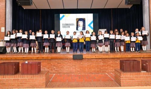 reconocimiento-entrega-mencion-ignaciana-2024-9
