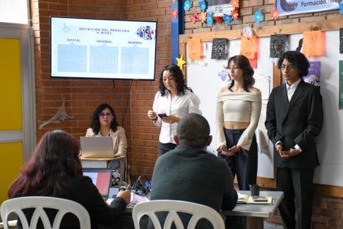 sustentacion-proyectos-grado-prom-2024-38
